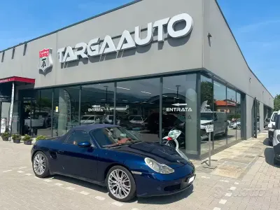 Usata Porsche Boxster 220 CV (161 kW) 2002 Blu Cabrio