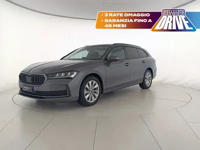 Usata Skoda Superb Selection 150 CV (110 kW) 2025 Grigio graphite metallizzato Station wagon