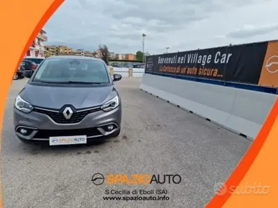 Usata Renault Scénic 110 CV (80 kW) 2018 Grigio Monovolume