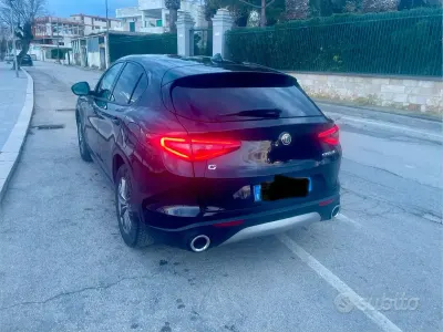 Usata Alfa Romeo Stelvio 190 CV (139 kW) 2018 Nero SUV