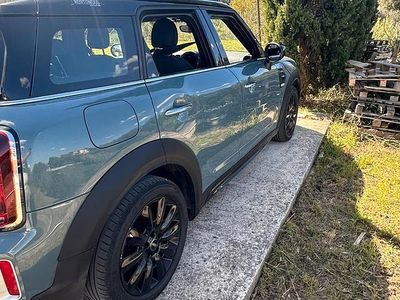 Usata Mini Cooper D Countryman Business 150 CV (110 kW) 2021 Verde SUV
