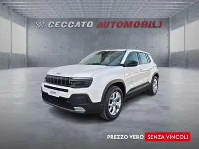 Usata Jeep Avenger Altitude 101 CV (74 kW) 2024 Bianco SUV
