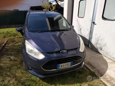 Occasion Ford B-MAX Titanium 95 ch (69 kW) 2014 Gris Monospace