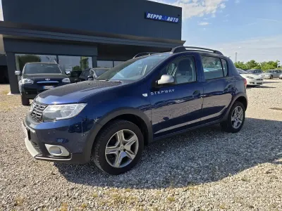 Usata Dacia Sandero Stepway 90 CV (66 kW) 2017 Blu Utilitaria