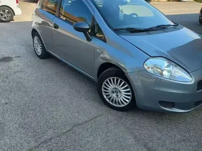 Usata Fiat Punto 65 CV (47 kW) 2006 Utilitaria