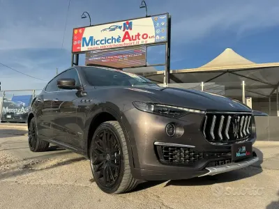 Usata Maserati Levante GranLusso 430 CV (316 kW) 2021 Grigio SUV