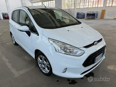 Usata Ford B-MAX Sport 100 CV (73 kW) 2017 Bianco Monovolume