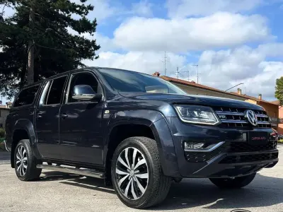 Usata VW Amarok Aventura 224 CV (164 kW) 2017 Blu Pick-up