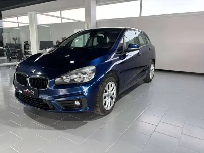 Usata BMW 218 Active Tourer Advantage 150 CV (110 kW) 2017 Blu/azzurro Monovolume