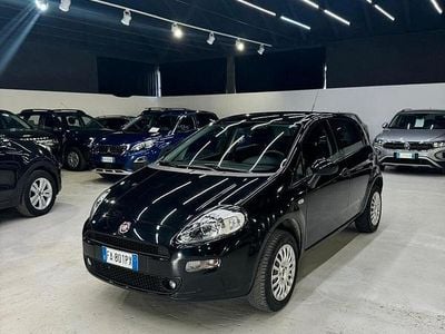 Usata Fiat Punto 77 CV (56 kW) 2015 Nero Utilitaria