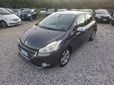 Usata Peugeot 208 Allure 115 CV (84 kW) 2013 Grigio Utilitaria