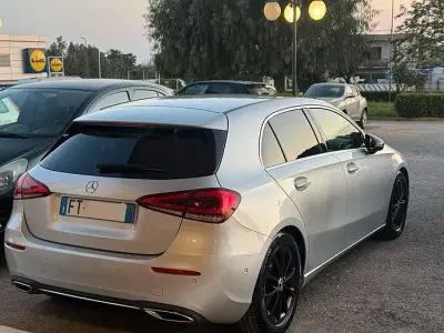 Usata Mercedes A180 136 CV (100 kW) 2018 Berlina