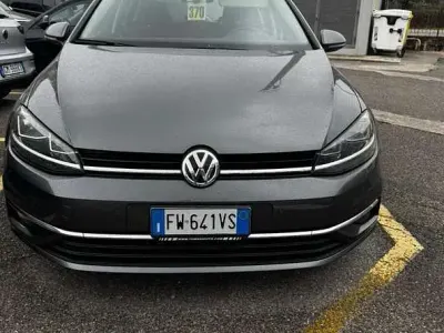 Usata VW Golf VII Comfortline 116 CV (85 kW) 2019 Berlina