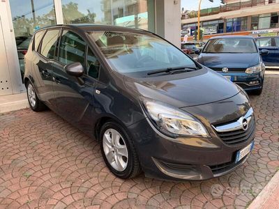 usata Opel Meriva 1,6 cdti 95 cv cosmos&s design edition