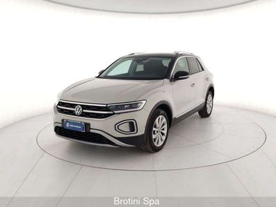 Usata VW T-Roc Style 150 CV (110 kW) 2022 Grigio SUV