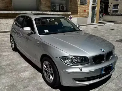 Usata BMW 118 Efficient Dynamics 143 CV (105 kW) 2011 Grigio Utilitaria