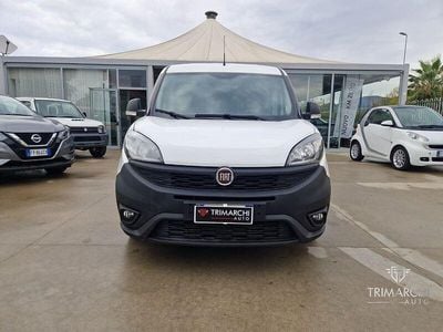 Usata Fiat Doblò Lounge 105 CV (77 kW) 2020 Bianco Monovolume