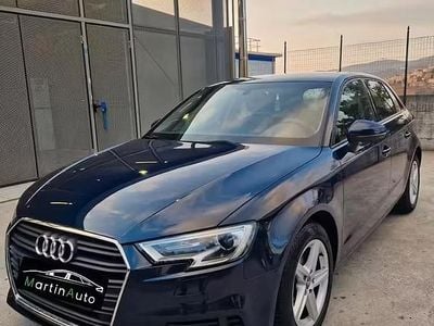 Usata Audi A3 Business 150 CV (110 kW) 2019 Blu Berlina