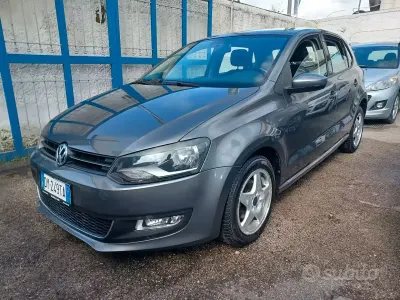 Käytetty VW Polo Highline 90 HP (66 kW) 2010 Harmaa Viistoperä