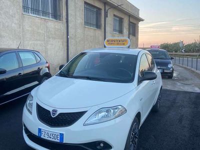 usata Lancia Ypsilon 1.2 Platinum s&s 69cv my19