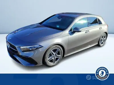 Nuova Mercedes A180 AMG 116 CV (85 kW) 2026 Grigio Berlina