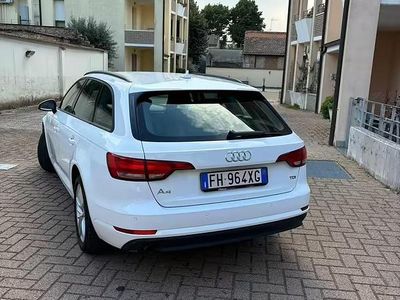 Usata Audi A4 150 CV (110 kW) 2017 Bianco Station wagon