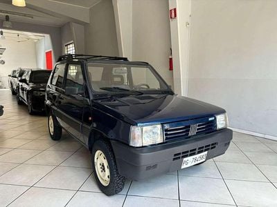Usata Fiat Panda 4x4 Club 50 CV (36 kW) 1994 Blu notte met. Utilitaria