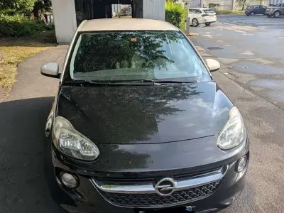 Usata Opel Adam Rocks 69 CV (50 kW) 2016 Utilitaria