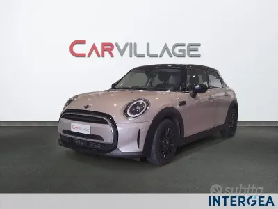 Usata Mini Cooper Classic 136 CV (100 kW) 2024 Soft sand Utilitaria