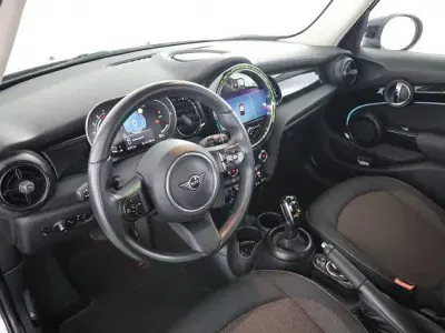 Usata Mini Cooper Classic 136 CV (100 kW) 2024 Melting silver iii Utilitaria