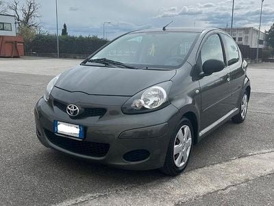 Usata Toyota Aygo 68 CV (50 kW) 2010 Utilitaria