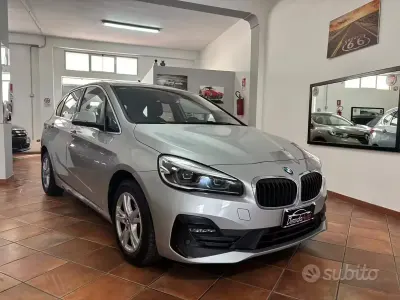 Usata BMW 216 Luxury Line 116 CV (85 kW) 2019 Grigio Station wagon