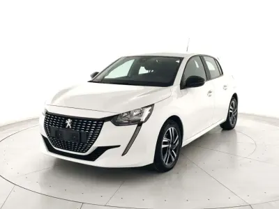 Usata Peugeot 208 Allure 101 CV (74 kW) 2023 Bianco Utilitaria