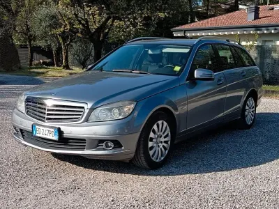 Usata Mercedes C220 Elegance 170 CV (125 kW) 2010 Other Station wagon