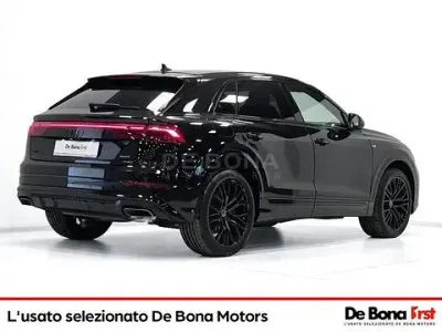 Nuova Audi Q8 S-Line 286 CV (210 kW) 2026 Nero metallizzato SUV