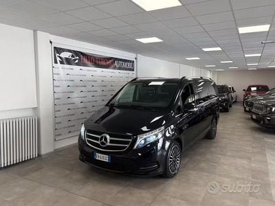 Usata Mercedes V250 Premium 190 CV (139 kW) 2016 Nero Monovolume