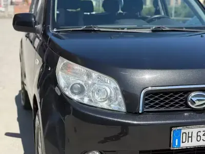 Usata Daihatsu Terios 105 CV (77 kW) 2007 Nero SUV