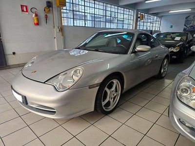Usata Porsche 911 Carrera 4 320 CV (235 kW) 2003 Argento Coupé