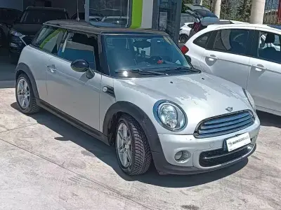 Usata Mini Cooper D 90 CV (66 kW) 2011 Grigio Utilitaria