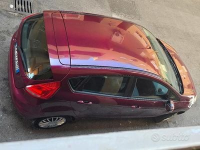 Usata Ford Fiesta 2008 Rosso Utilitaria