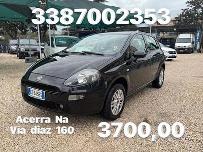 Begagnad Fiat Grande Punto 69 HK (50 kW) 2013 Svart Halvkombi