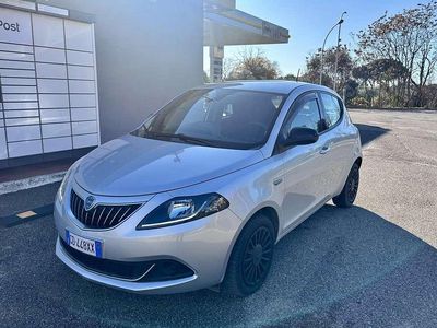Argento Usata 2021 Lancia Ypsilon Silver Utilitaria | 10.100 € (Ottimo prezzo)