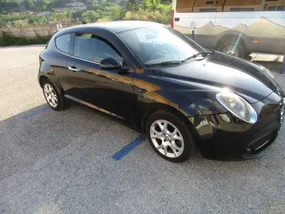 Usata Alfa Romeo MiTo Distinctive 84 CV (61 kW) 2014 Nero Utilitaria