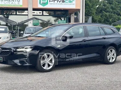 Usata Opel Insignia Business Elegance 122 CV (89 kW) 2020 Nero Station wagon