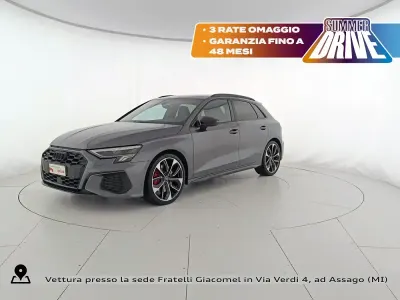 Usata Audi S3 Design 310 CV (228 kW) 2022 Grigio daytona perlato Berlina