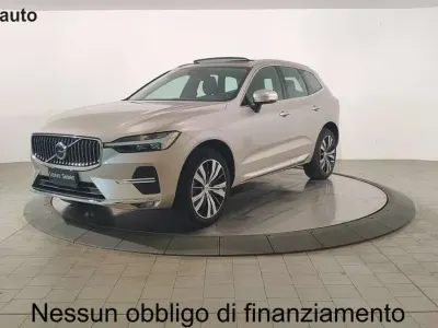 Usata Volvo XC60 Ultimate 197 CV (144 kW) 2023 Bright dusk metallizzato SUV