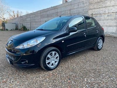 Usata Peugeot 206 60 CV (44 kW) 2011 Nero Berlina