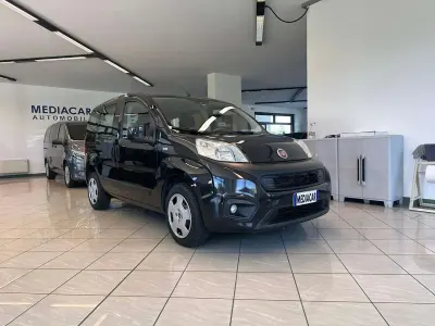 Usata Fiat Qubo Trekking 80 CV (58 kW) 2017 Nero Monovolume