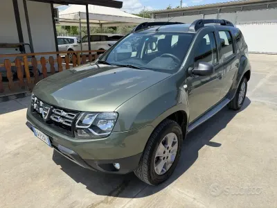 Usata Dacia Duster Lauréate 110 CV (80 kW) 2014 Verde SUV