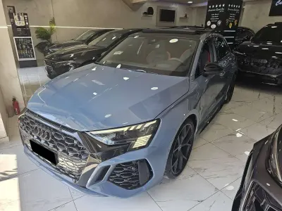 Usata Audi RS3 Ambiente 400 CV (294 kW) 2022 Grigio nardo' Berlina